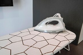 Millerz Square By Just Stay