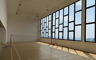 Millerz Square By Just Stay