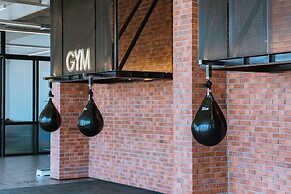 Millerz Square By Just Stay