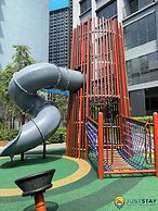 Millerz Square By Just Stay