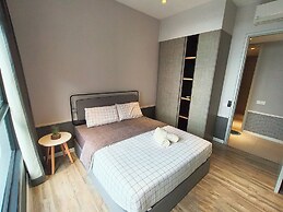 Millerz Square By Just Stay