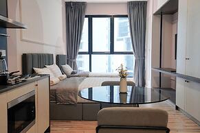 Millerz Square By Just Stay