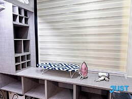 Millerz Square By Just Stay