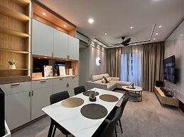 Millerz Square By Just Stay