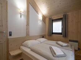 Nice Chalet With Balconies