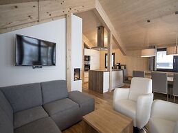 Nice Chalet With Balconies