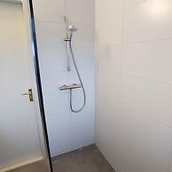 Cosy Holiday Home With Garden