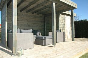 Cosy Holiday Home With Garden