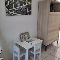 Cosy Holiday Home With Garden