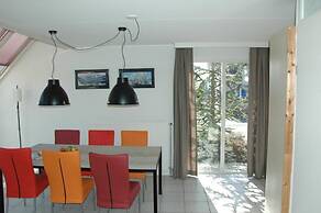 Cosy Holiday Home With Garden