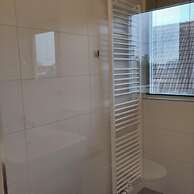 Cosy Holiday Home With Garden