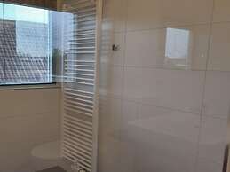 Cosy Holiday Home With Garden