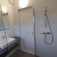 Cosy Holiday Home With Garden