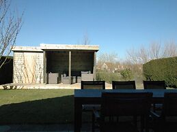 Cosy Holiday Home With Garden