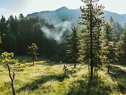 Amazing Chalet With Infrared Sauna