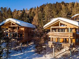 Amazing Chalet With Infrared Sauna