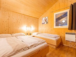 Amazing Chalet With Infrared Sauna