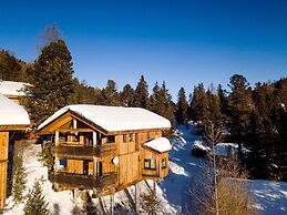 Amazing Chalet With Infrared Sauna
