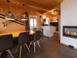 Amazing Chalet With Infrared Sauna