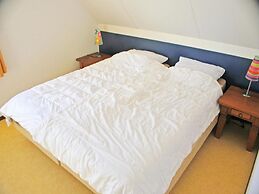 Amazing Bungalow With Garden