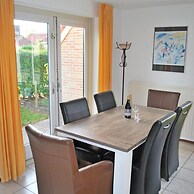 Amazing Bungalow With Garden