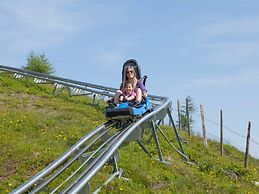 Majestic Chalet With Infrared Sauna