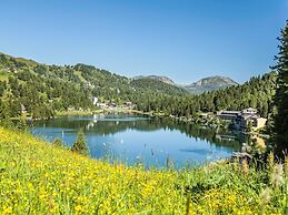 Majestic Chalet With Infrared Sauna