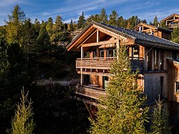 Majestic Chalet With Infrared Sauna