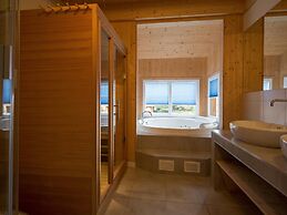 Majestic Chalet With Infrared Sauna