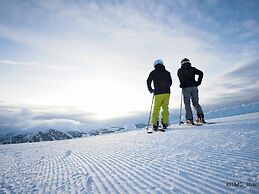 Majestic Chalet With Infrared Sauna