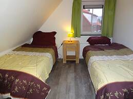 Mesmerising Holiday Home With Garden