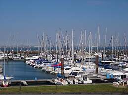 Mesmerising Holiday Home With Garden