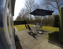 Spacious Holiday Home With Garden