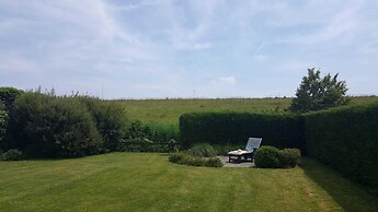 Comfy Bungalow With Terrace