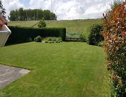 Comfy Bungalow With Terrace