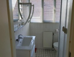 Comfy Bungalow With Terrace