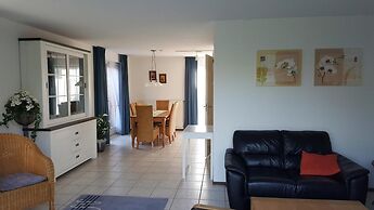 Comfy Bungalow With Terrace