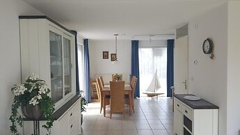 Comfy Bungalow With Terrace