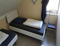 Comfy Bungalow With Terrace