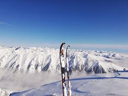 Lovely Chalet in Turracherhohe With Sauna