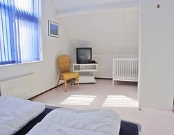 Amazing Holiday Home With Garden