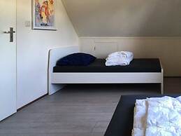 Lovely Holiday Home With Private Barbecue