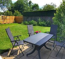 Lovely Holiday Home With Private Barbecue