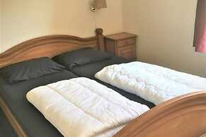 Lovely Holiday Home With Private Barbecue