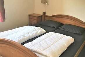 Lovely Holiday Home With Private Barbecue