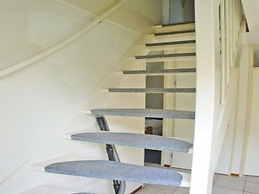 Lovely Holiday Home With Private Barbecue