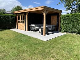 Lovely Bungalow With Garden