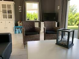 Lovely Bungalow With Garden