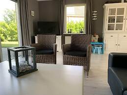 Lovely Bungalow With Garden