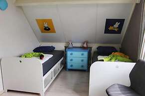 Lovely Bungalow With Garden